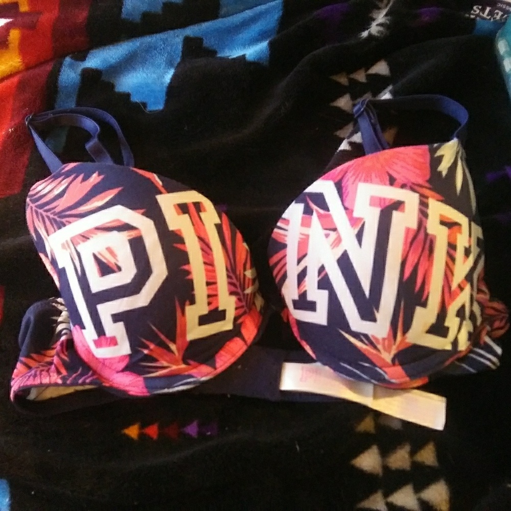 Victoria's Secret PINK bra